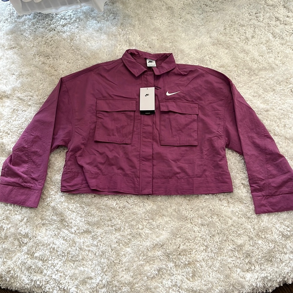 NEW Nike Oversized Windbreaker
